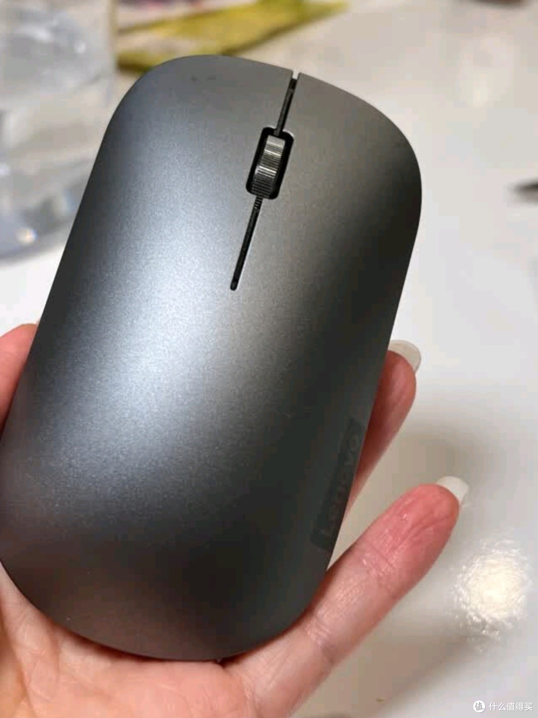联想Air Handle轻音无线鼠标测评：便携办公新选择