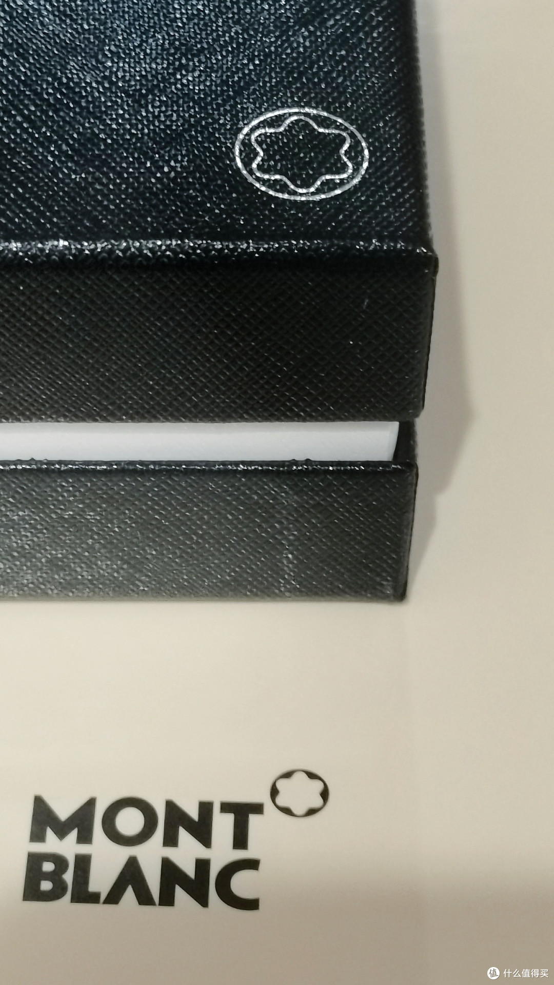 这个我觉得是缺陷的设计让我推掉了老婆送的万宝路皮带