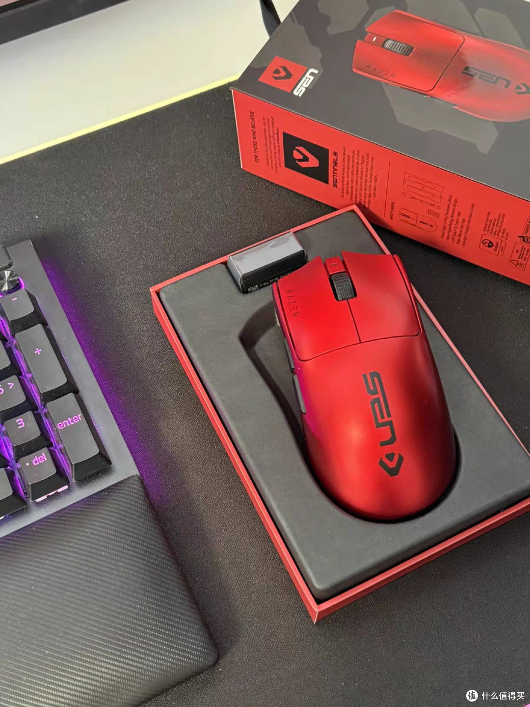 Razer雷蛇毒蝰V3专业版Sentinels战队联名款