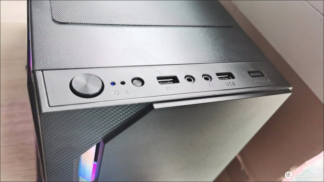 技嘉R7 5700G主机办公游戏两不误