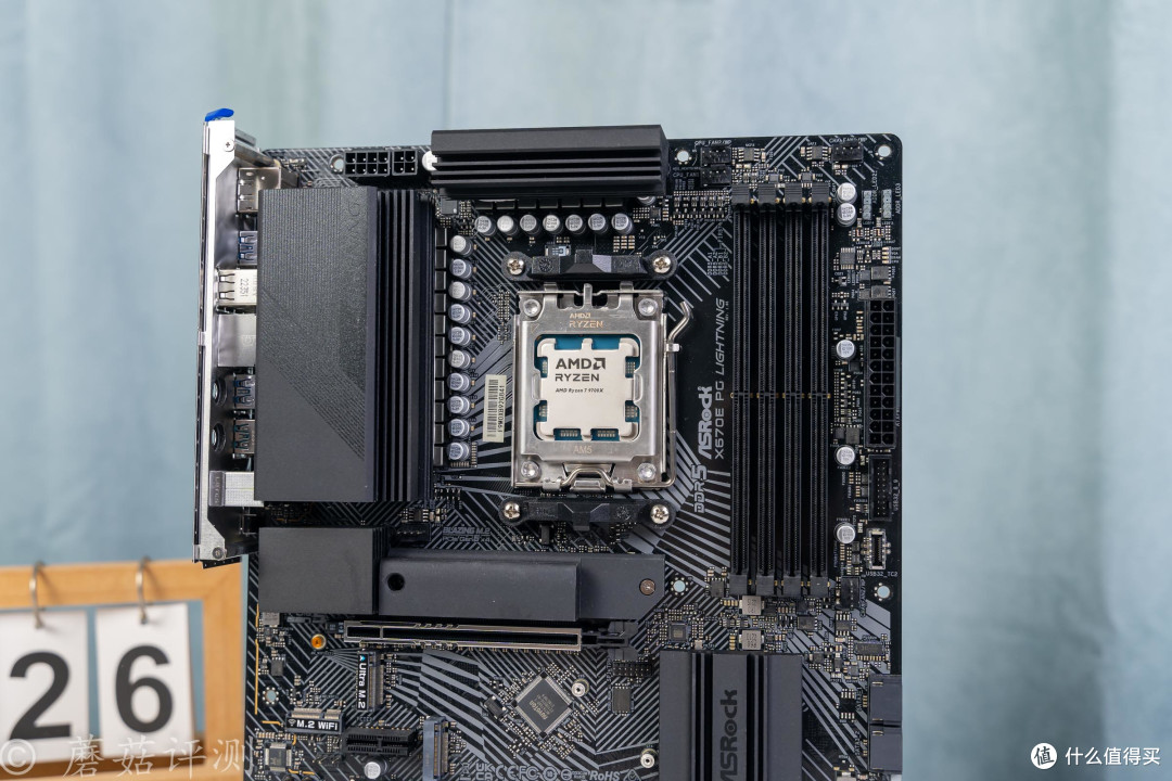 X870也就那样,X670性价比出众,华擎X670E PG Lighting主板 装机