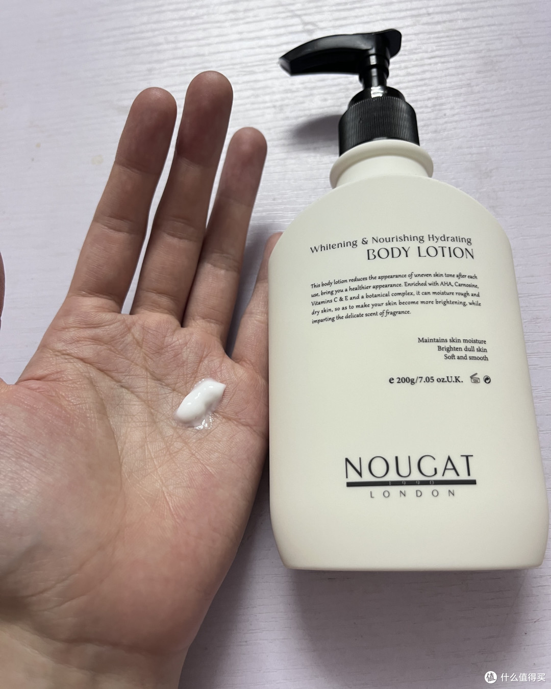这支NOUGAT身体乳,是我今夏挖到的作弊级美白保湿双料王