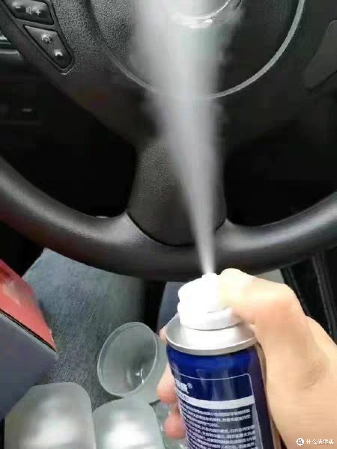 汽车清洁剂是专为汽车清洁设计的高科技环保产品