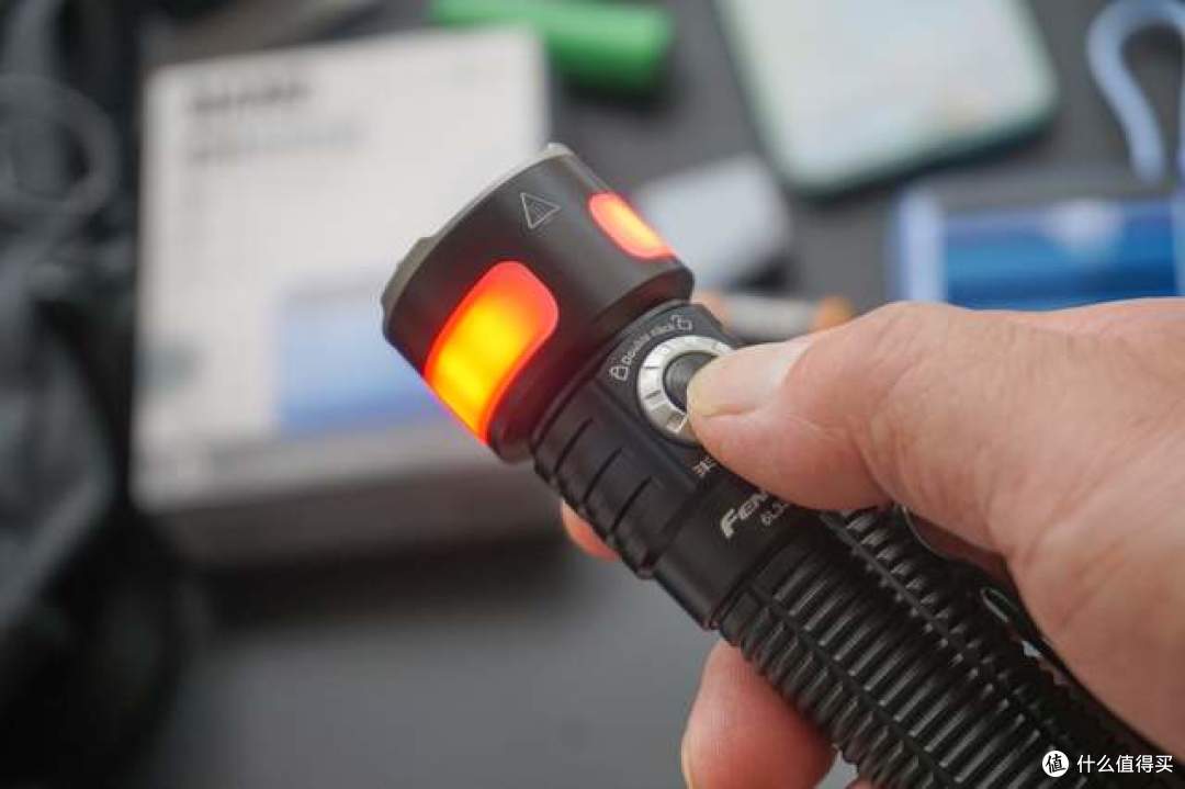 三光齐聚,一筒多用!Fenix LD35R手电开启照明新境界