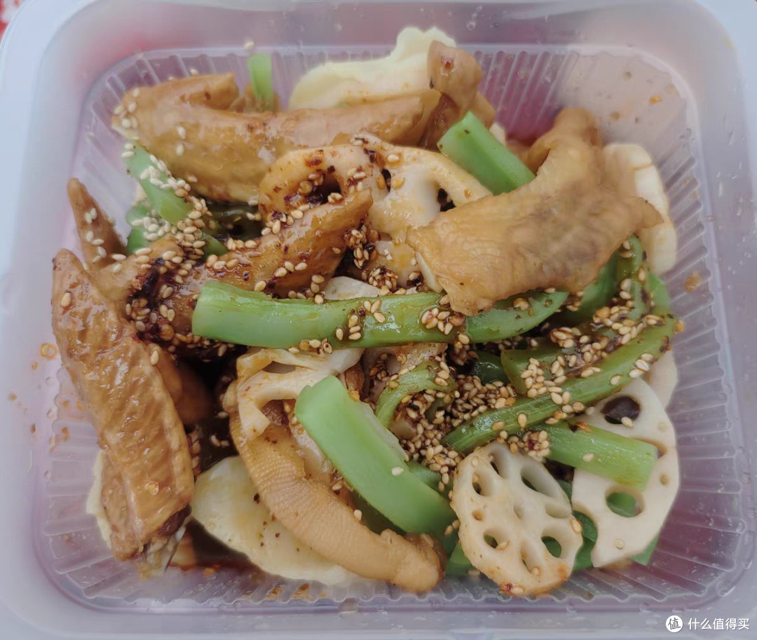 被同事追着问的邹三和钵钵鸡!
