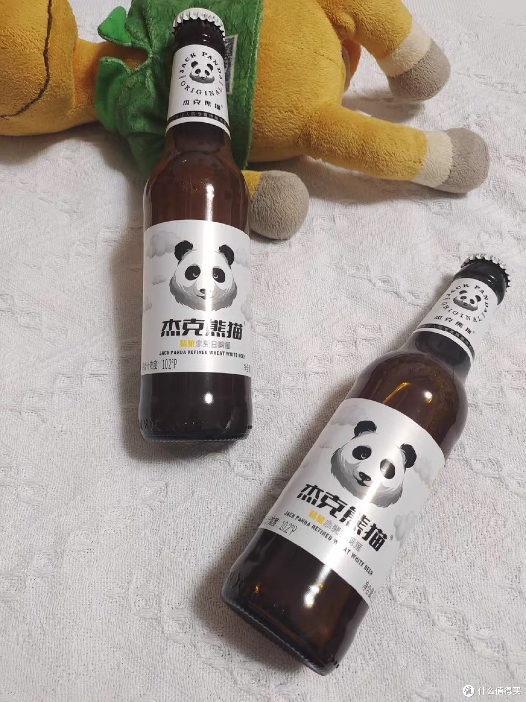 这瓶果味小麦白啤，大概是夏日冰箱的固定席位了