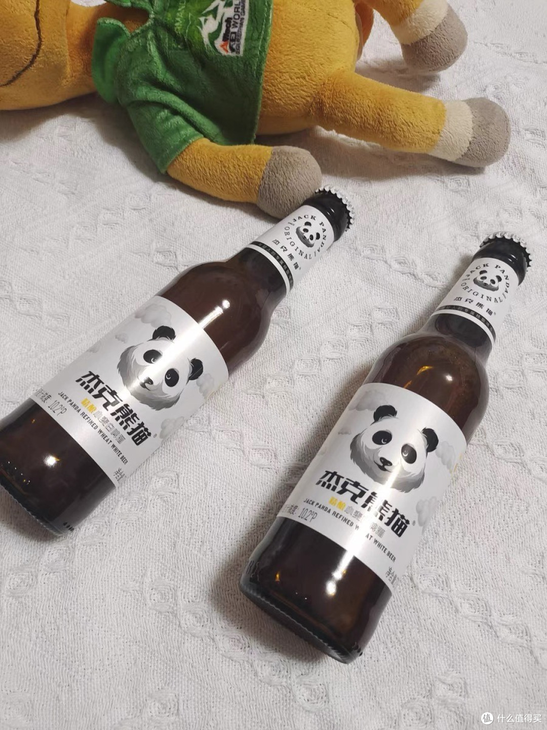 谁说口粮酒没个性?这瓶熊猫酿的果味白啤也太好入口了!