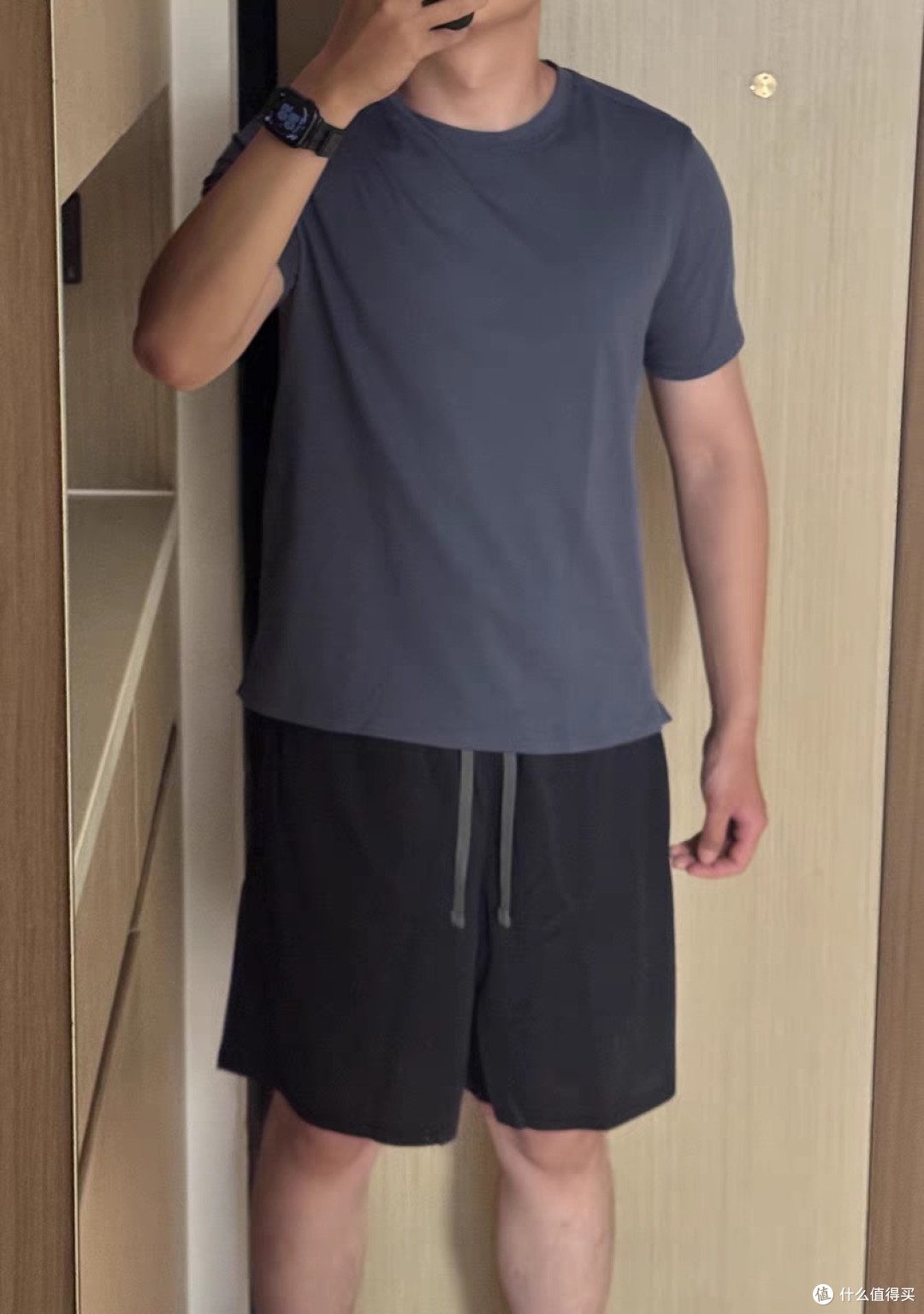 运动休闲短裤:活力与舒适的完美融合