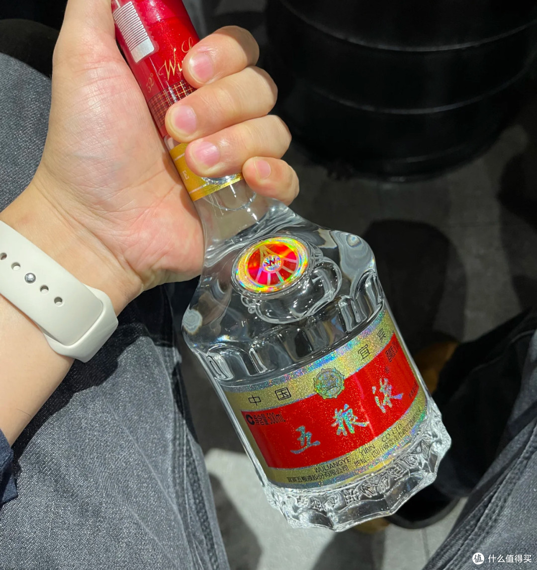先喝永福酱香，后喝五粮液浓香