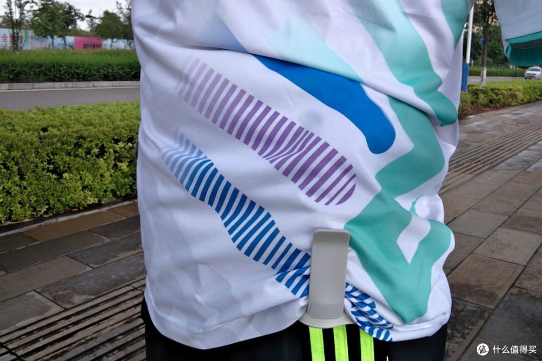 藏在衣服里的空调——西圣挂腰风扇:旅游、徒步、骑行夜跑适用