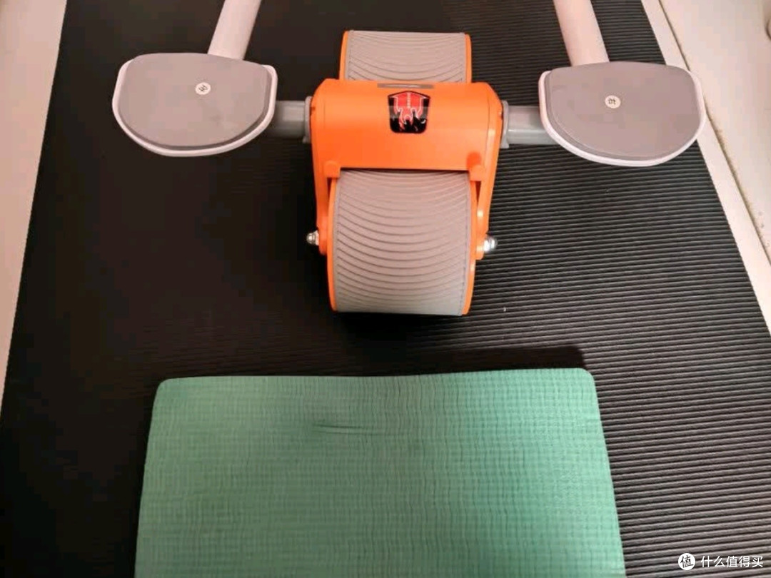 特步健腹轮自动回弹家用肘撑锻练腹肌轮平板支撑健身器材卷腹男女