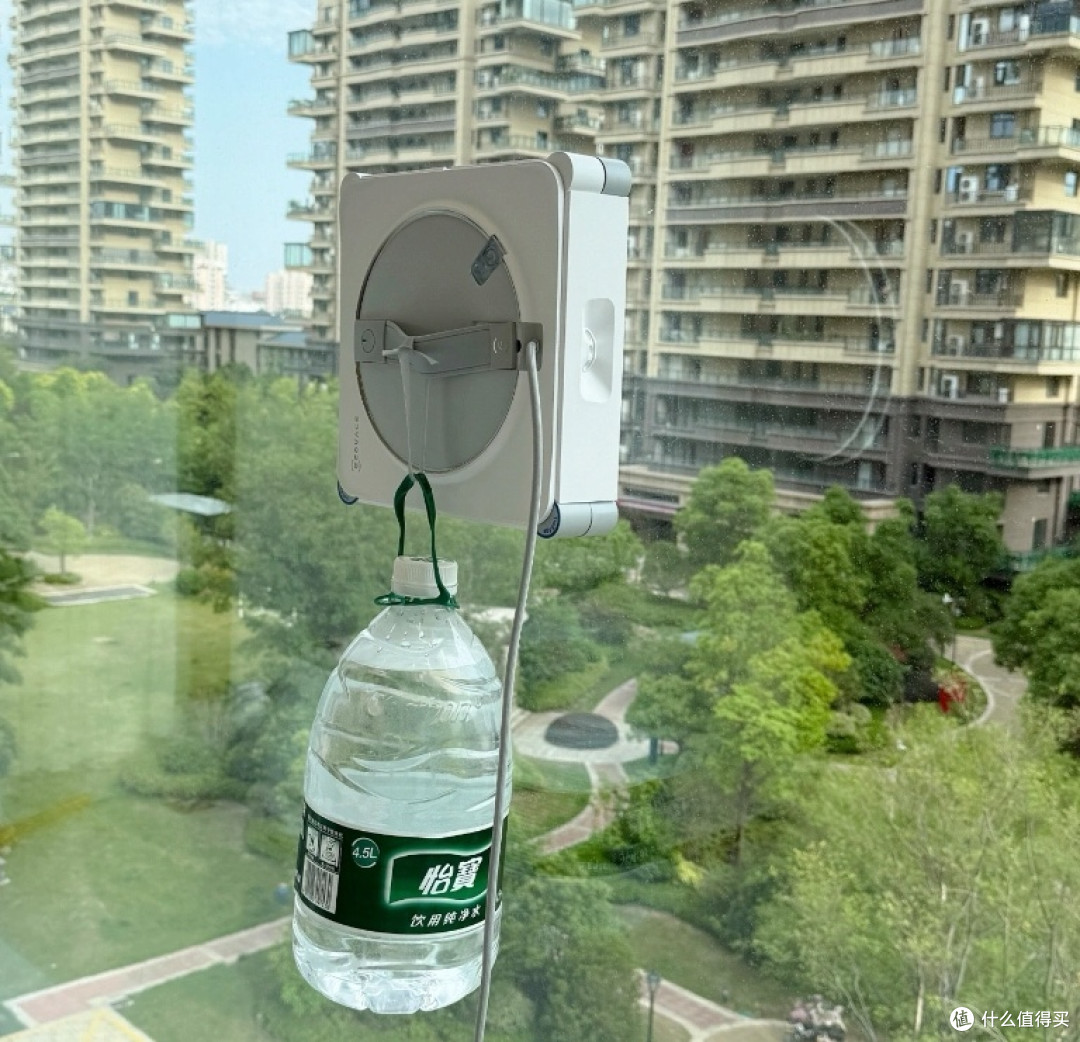 当初咬牙装了大落地窗,现在每天起床都感谢自己这个决定!