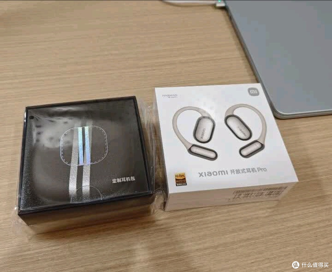 小米新品体验测评;小米 开放式蓝牙耳机Pro,耳挂式