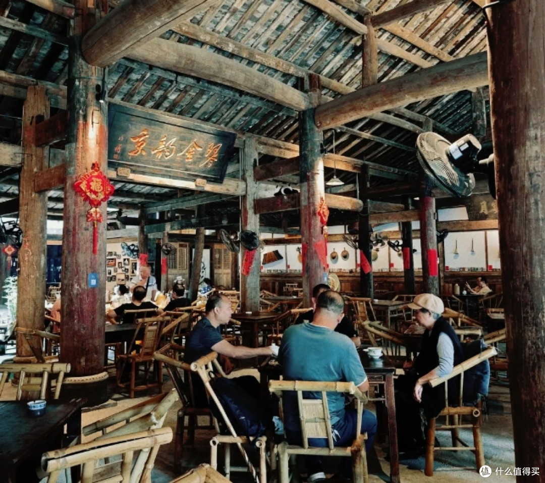 毕业旅行成都游记：在烟火与诗意中镌刻青春