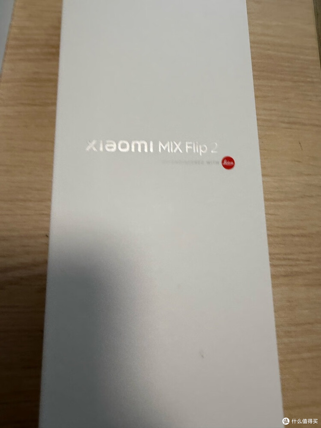 Xiaomi MIX Flip 2：折叠屏的精致与实用