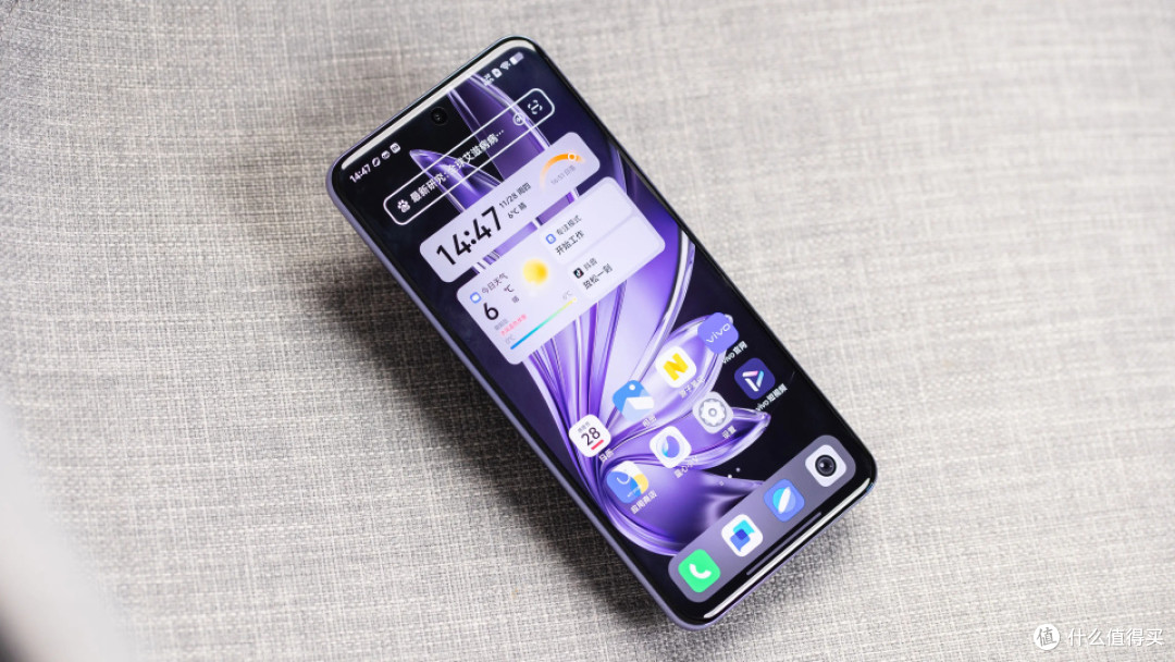 vivo开启降价模式,从3399元跌至2449元,5500mAh+100倍变焦