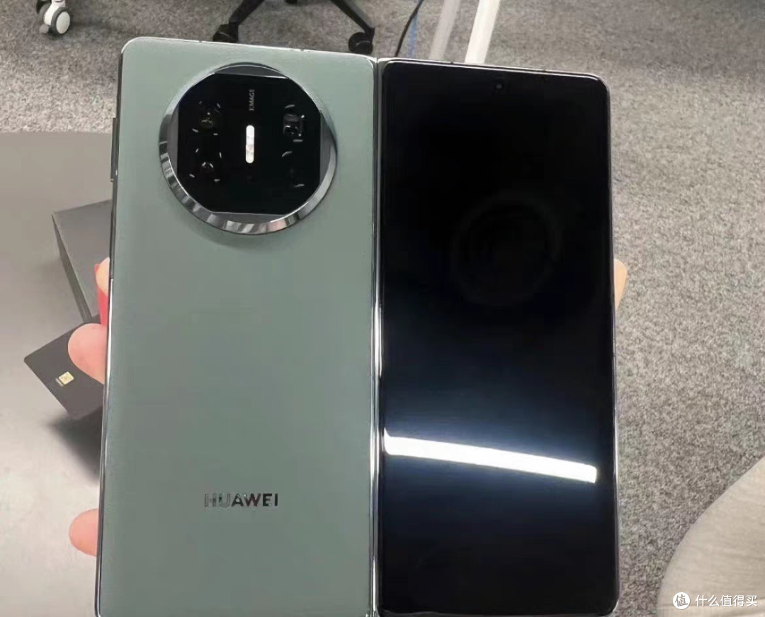 华为Mate X5：折叠屏新体验