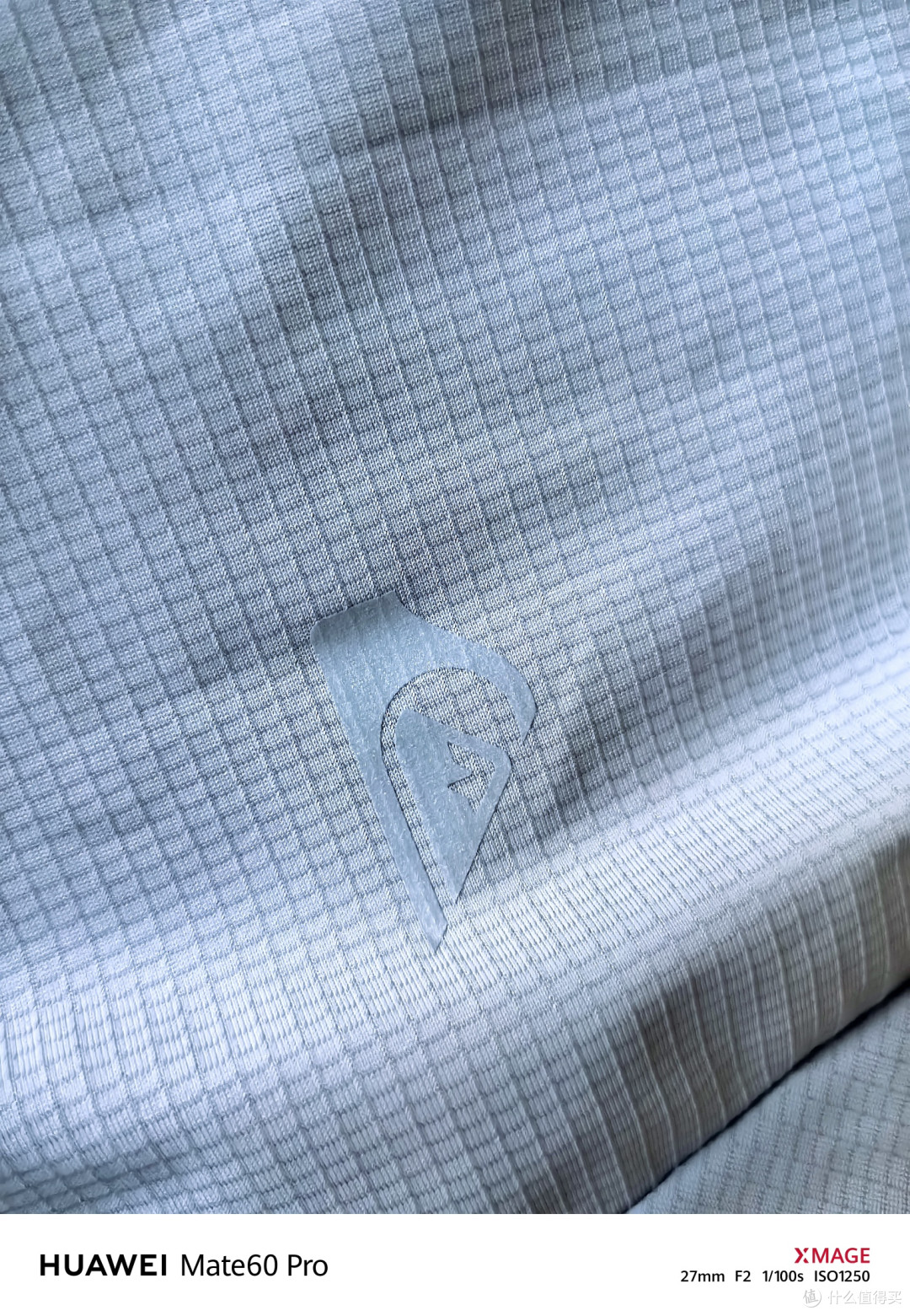 Quicksilver速干POLO衫:设计与实用并重