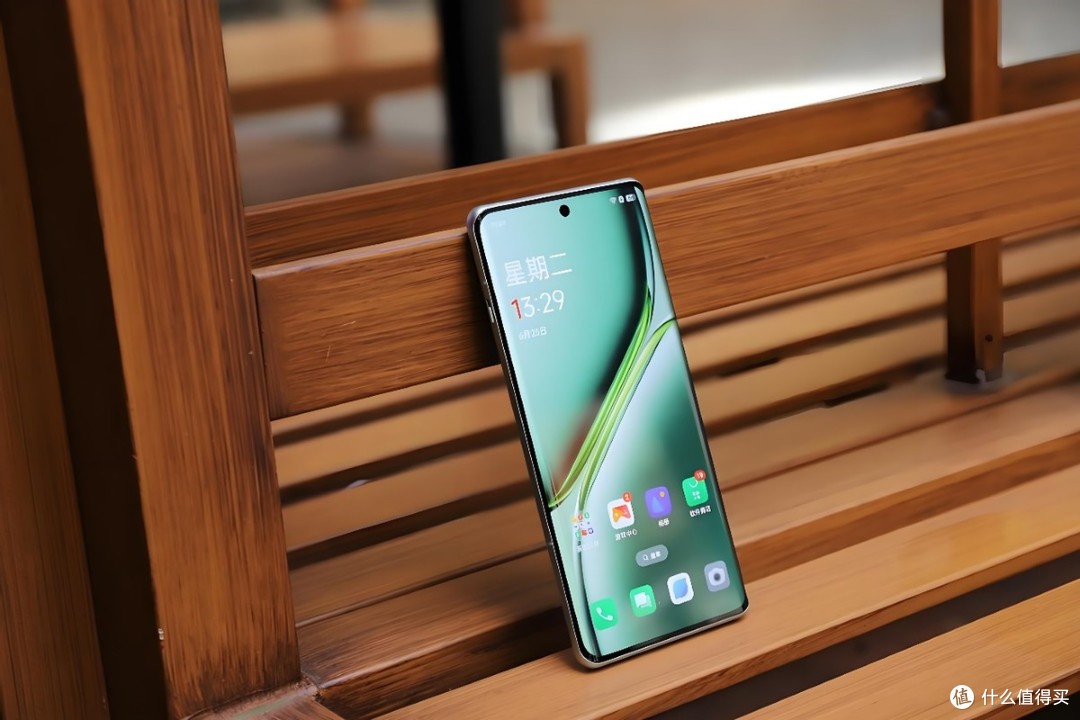 一加开启清仓模式，从4399元跌至2798元，24GB+1TB+天工散热