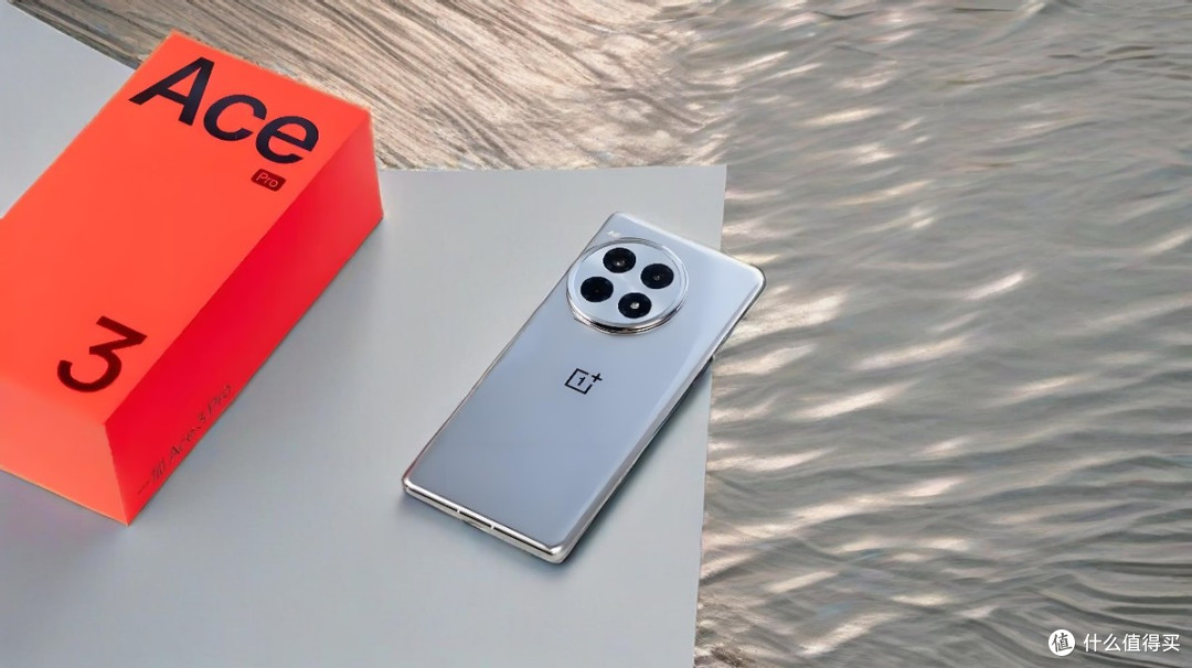 一加开启清仓模式，从4399元跌至2798元，24GB+1TB+天工散热