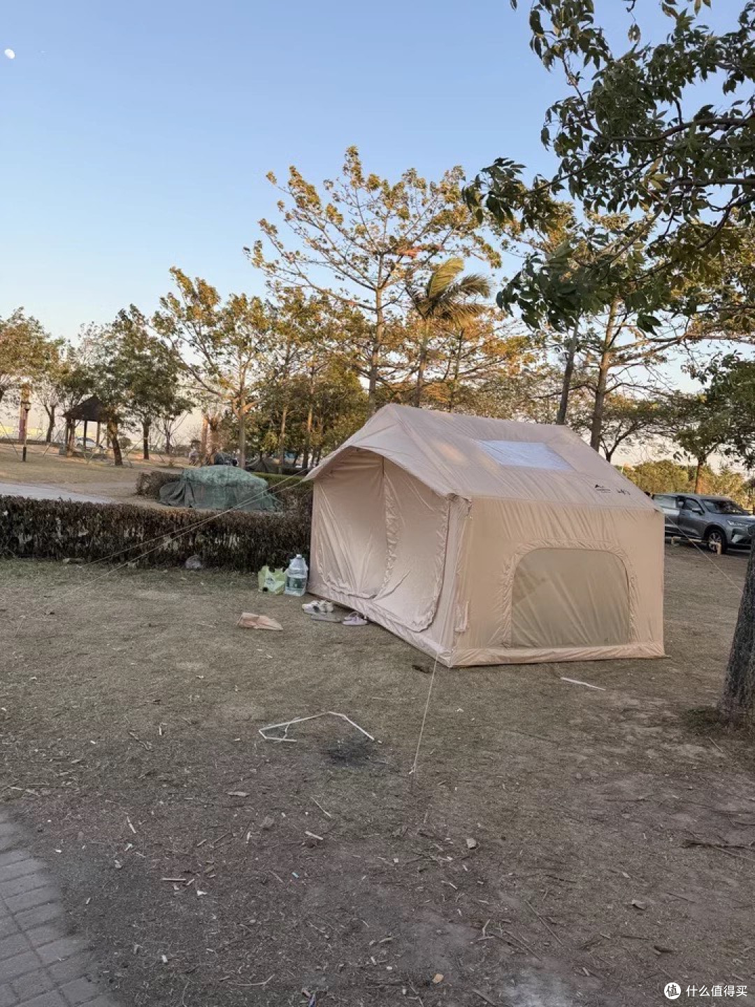 轻松搭建的星空防雨帐篷