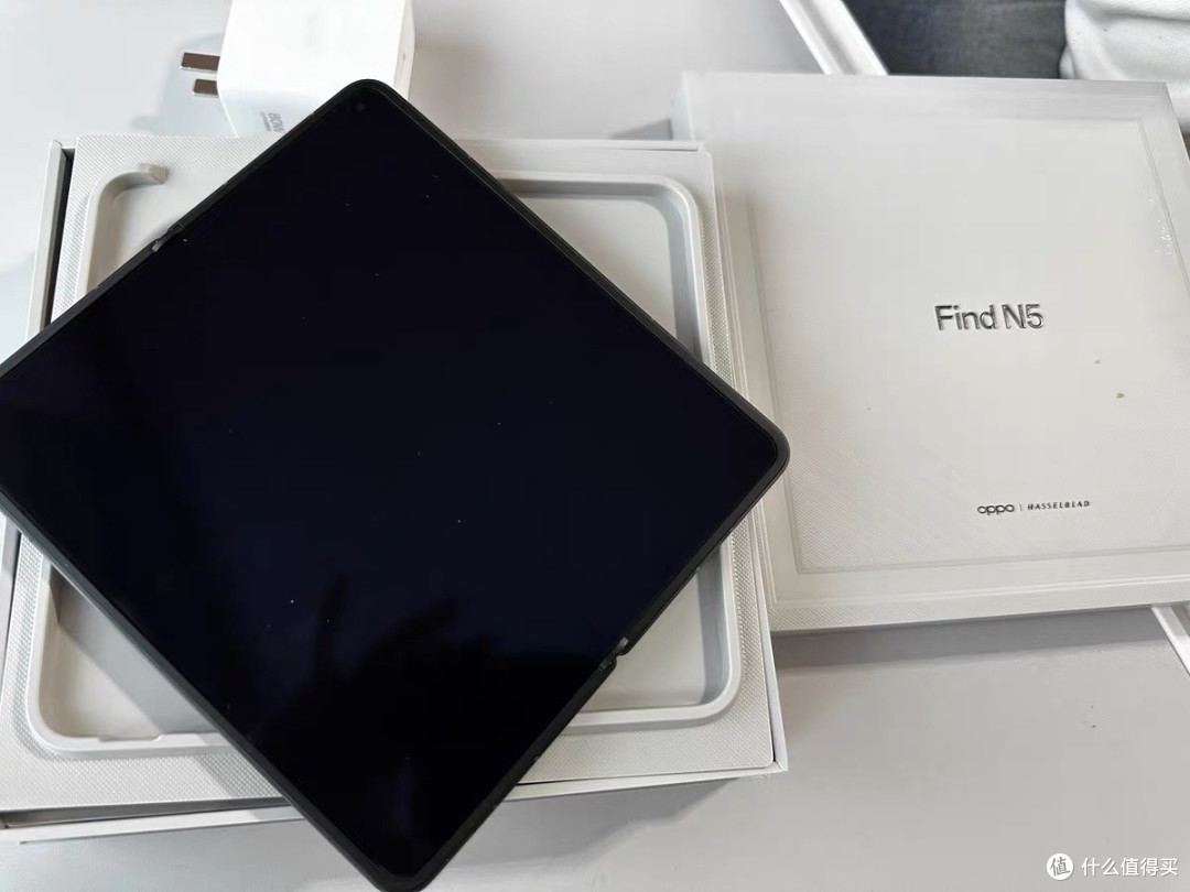 OPPO Find N5实测:能拍能打还巨能扛
