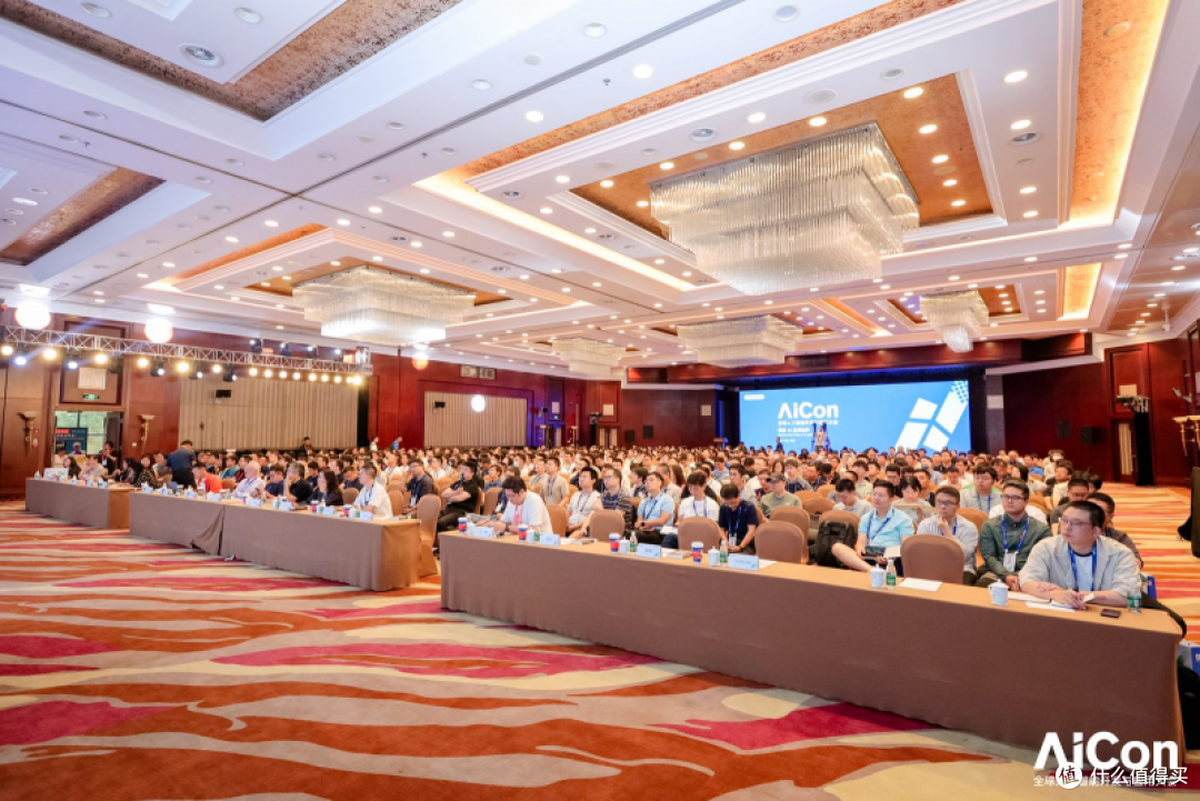 AICon北京2025:腾讯云联合Gartner发布 Data+AI 报告