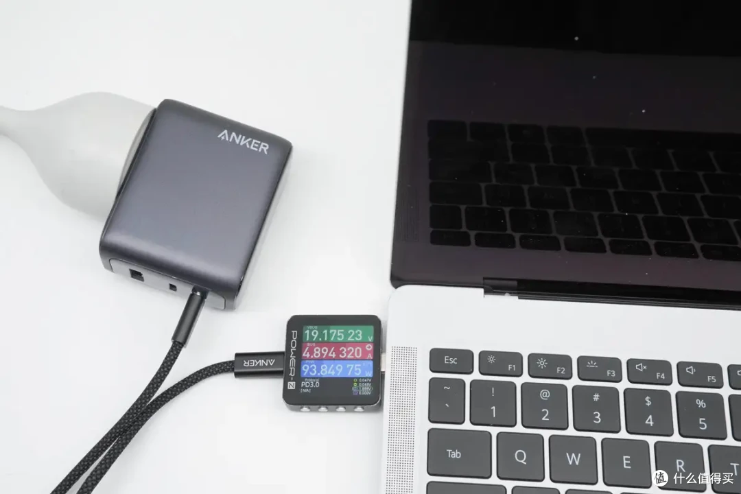 安克智显充Lite100W充电器评测：小米15 Pro 19分钟回血50%！