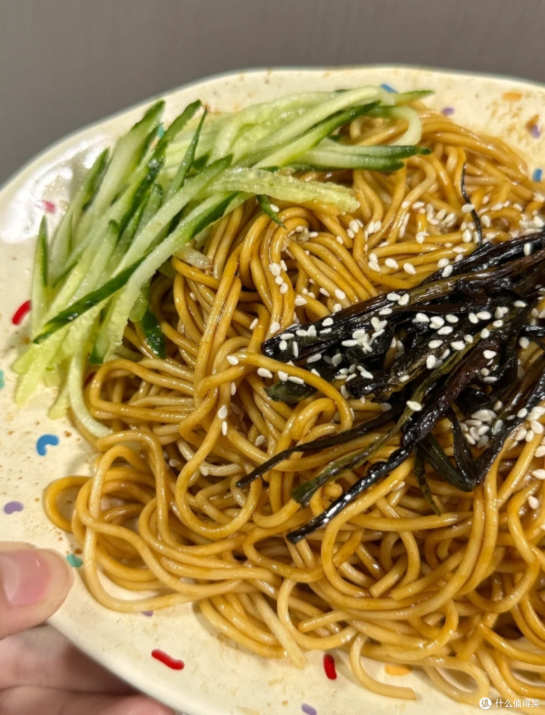 被网友的“微波炉用法”折服了,以为只能热菜,没想到用途这么广