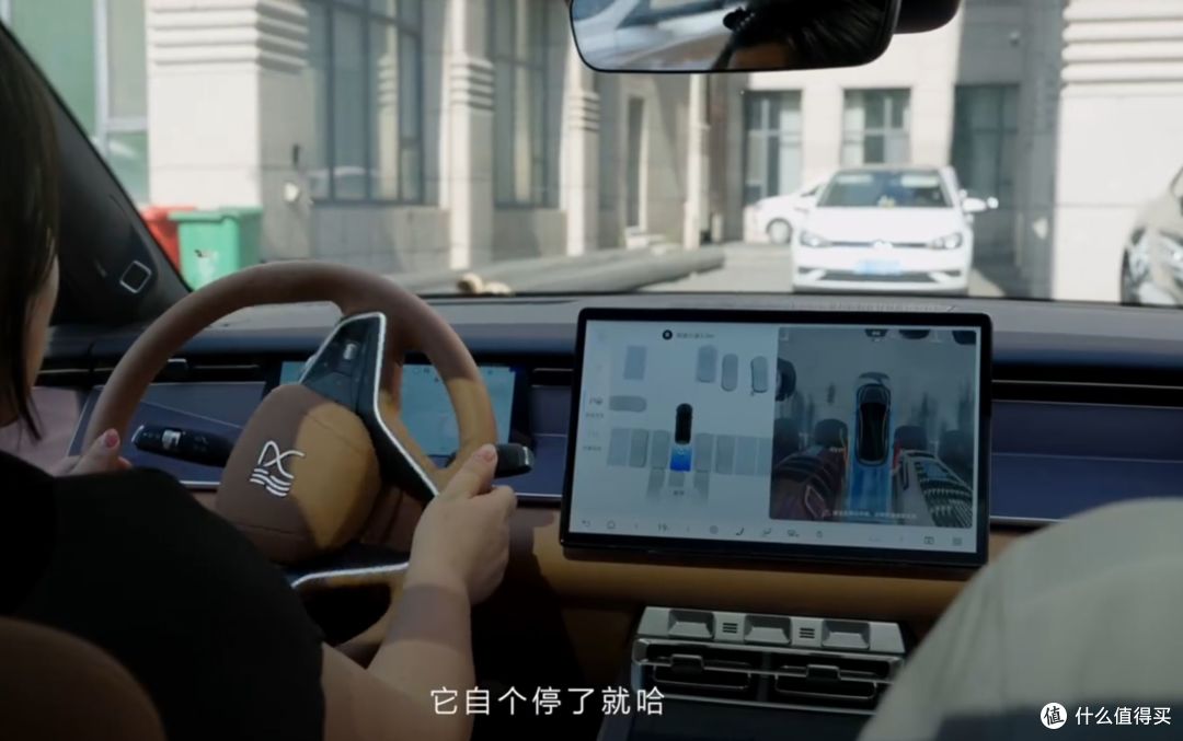 体验智能驾驶:让我从紧张到爱上的惊艳转变!
