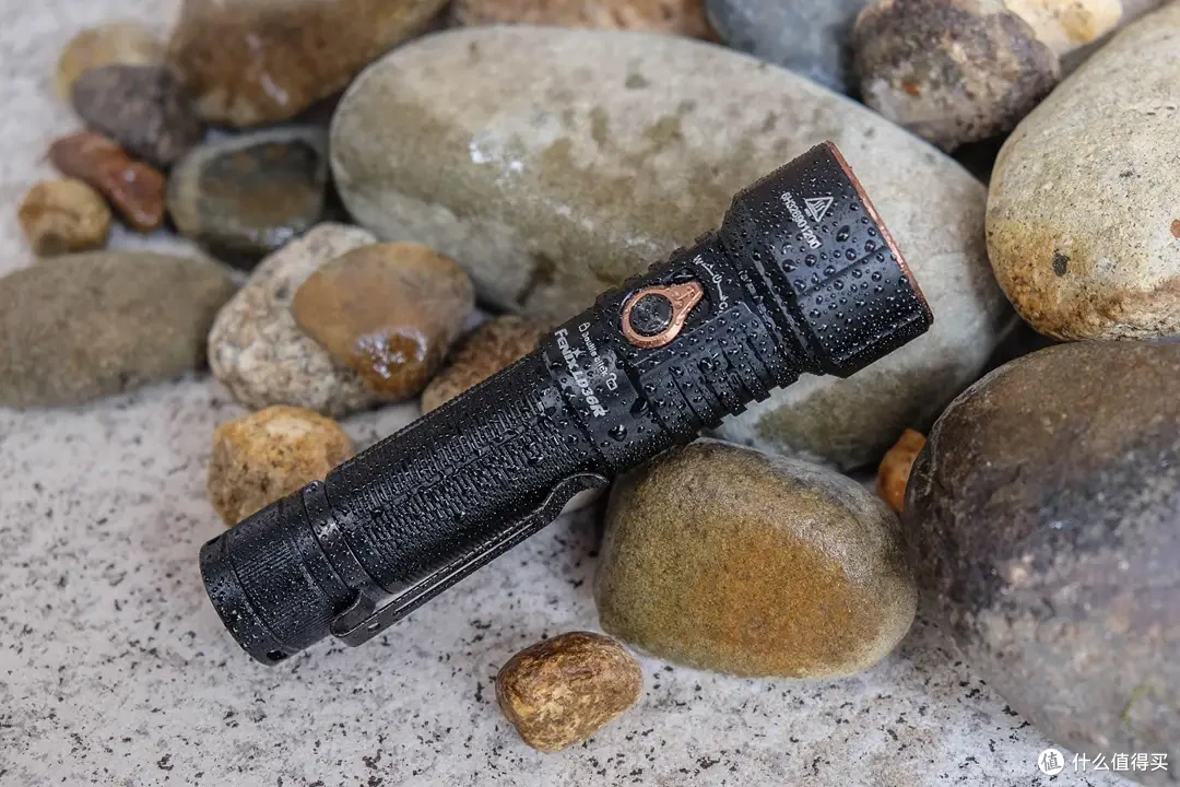 3600流明+6种氛围光效,Fenix LD36R手电颠覆户外照明