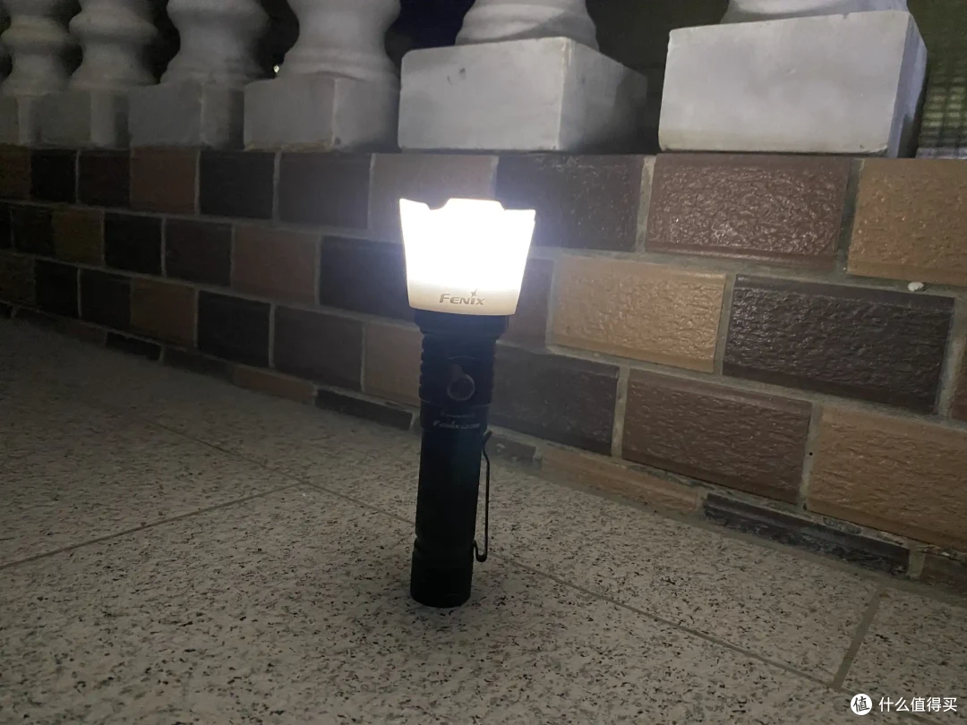 3600流明+6种氛围光效,Fenix LD36R手电颠覆户外照明