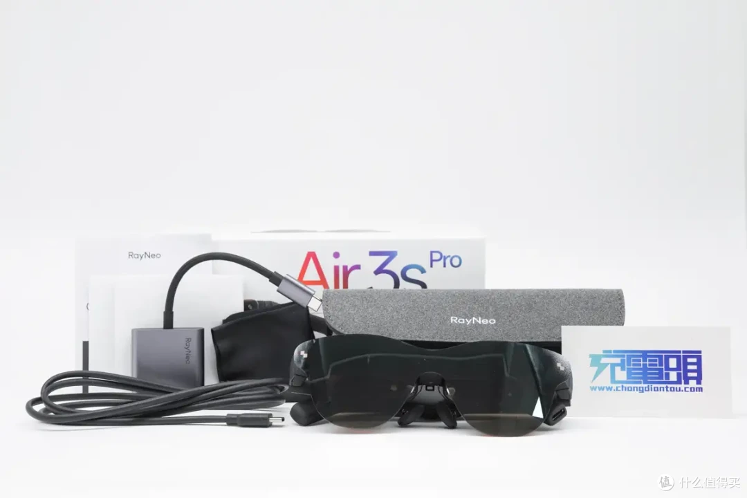 从手机到笔记本，哪些设备能无缝投影？雷鸟Air 3s Pro兼容性实测