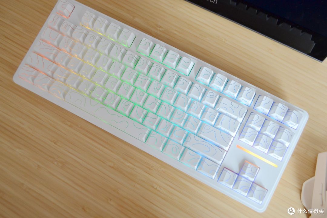 玩家实测阿斯盾 H87 三模客制化机械键盘:性价比之王实至名归