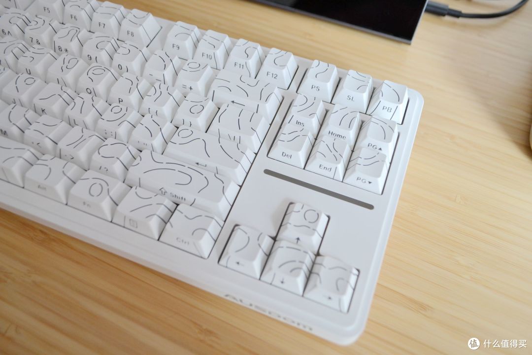 玩家实测阿斯盾 H87 三模客制化机械键盘:性价比之王实至名归