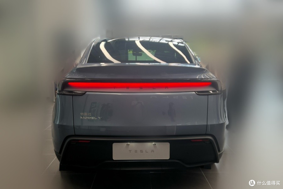 专访特斯拉销售:小米YU7说要挑战Model Y,你有什么看法?