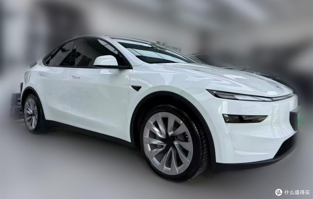 专访特斯拉销售:小米YU7说要挑战Model Y,你有什么看法?