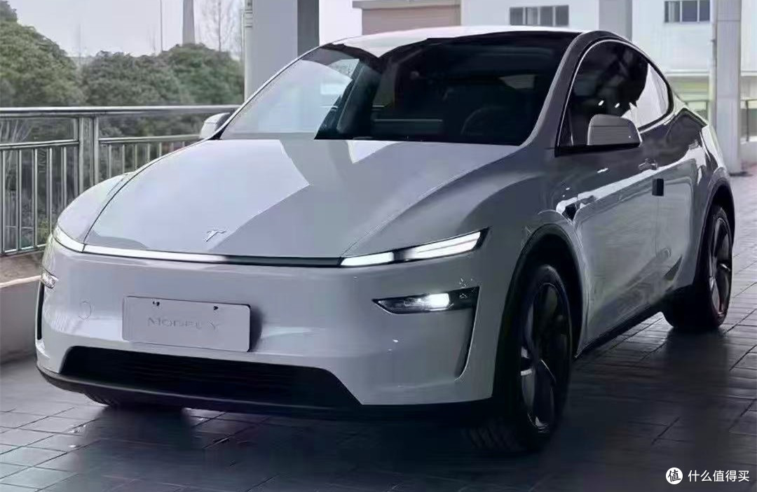 专访特斯拉销售:小米YU7说要挑战Model Y,你有什么看法?