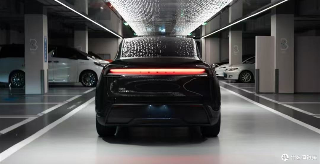 专访特斯拉销售:小米YU7说要挑战Model Y,你有什么看法?