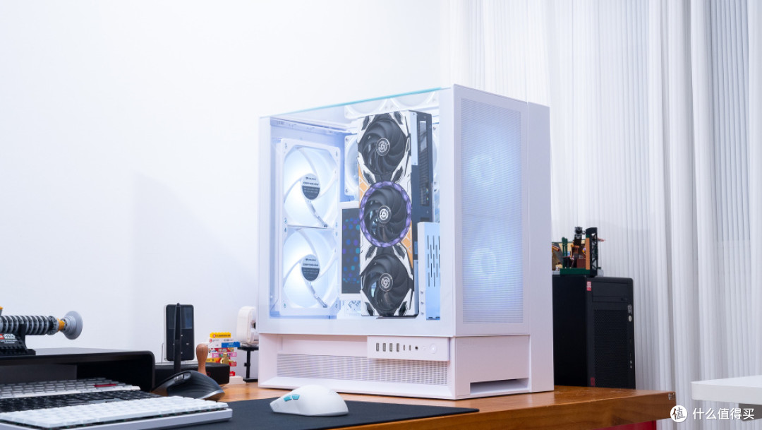 桌面C位：华硕X870吹雪+索泰5070Ti天启+骨伽 双擎OmnyX装机分享