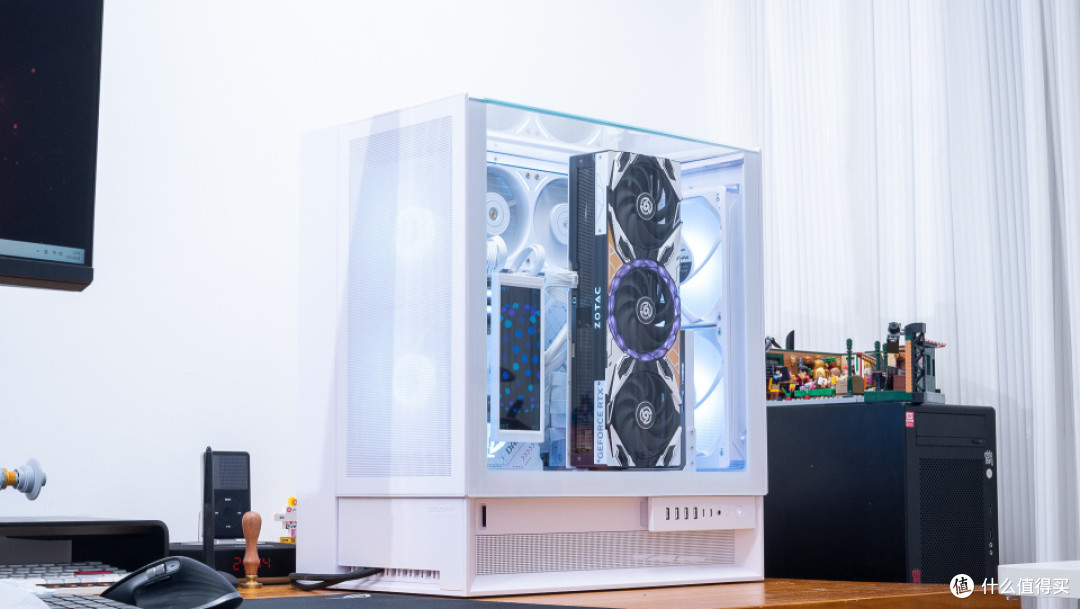 桌面C位：华硕X870吹雪+索泰5070Ti天启+骨伽 双擎OmnyX装机分享
