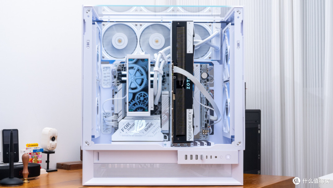 桌面C位：华硕X870吹雪+索泰5070Ti天启+骨伽 双擎OmnyX装机分享