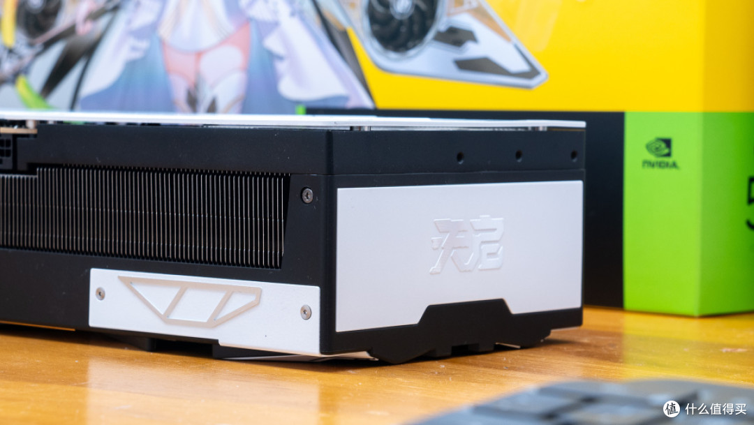桌面C位：华硕X870吹雪+索泰5070Ti天启+骨伽 双擎OmnyX装机分享