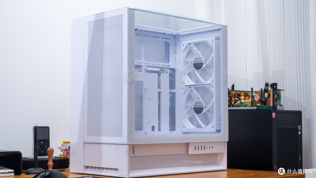 桌面C位：华硕X870吹雪+索泰5070Ti天启+骨伽 双擎OmnyX装机分享