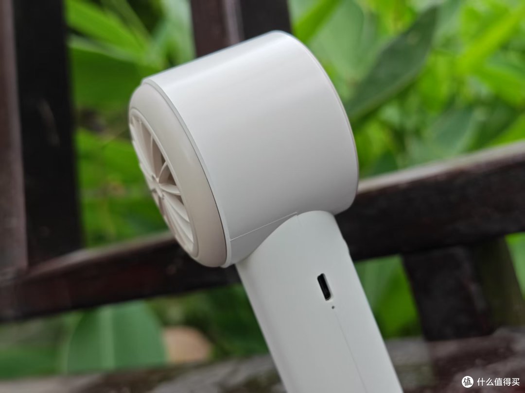 暑假出游没它不行?西圣wind小风扇实测:太懂怕热星人!