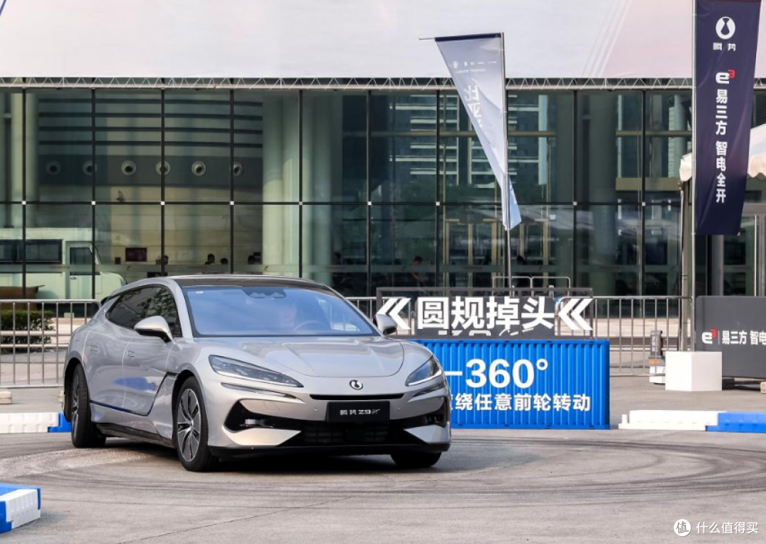当“东方快车”遇上“千匹猛兽”:赵心童为何选中腾势Z9GT?