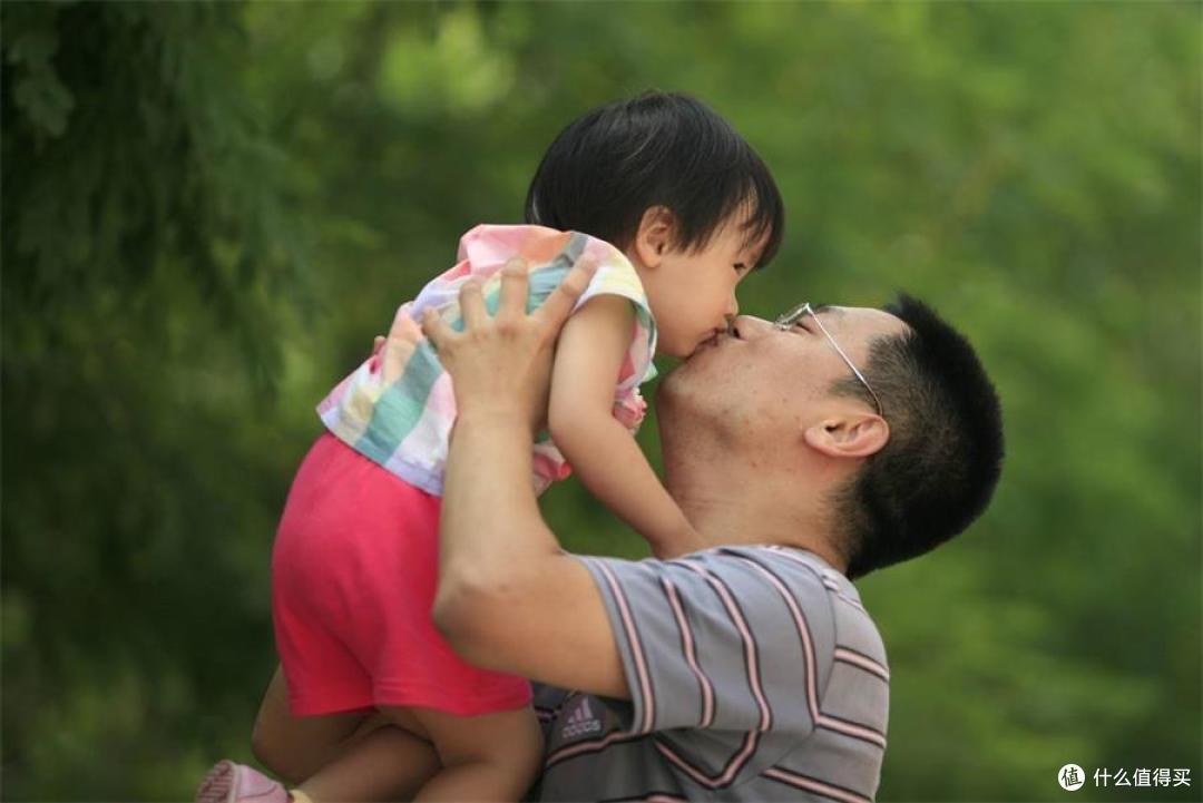 宝宝在旁人面前又乖又听话,见了妈妈为什么就变"坏"了?