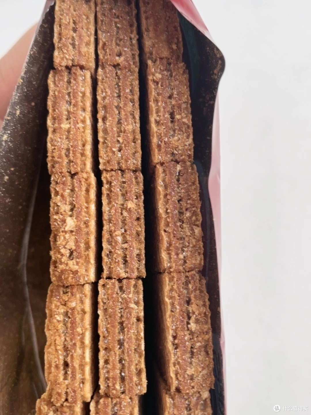 好吃点威轻脆巧克力威化:63g 里藏着的层层酥脆惊喜