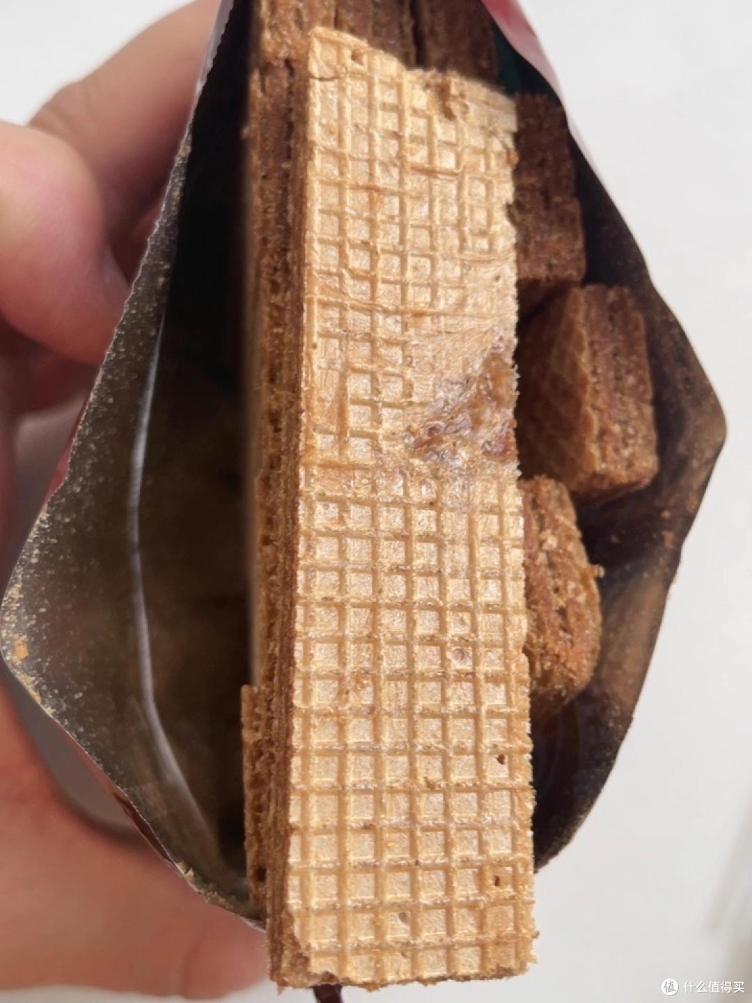 好吃点威轻脆巧克力威化：63g 里藏着的层层酥脆惊喜