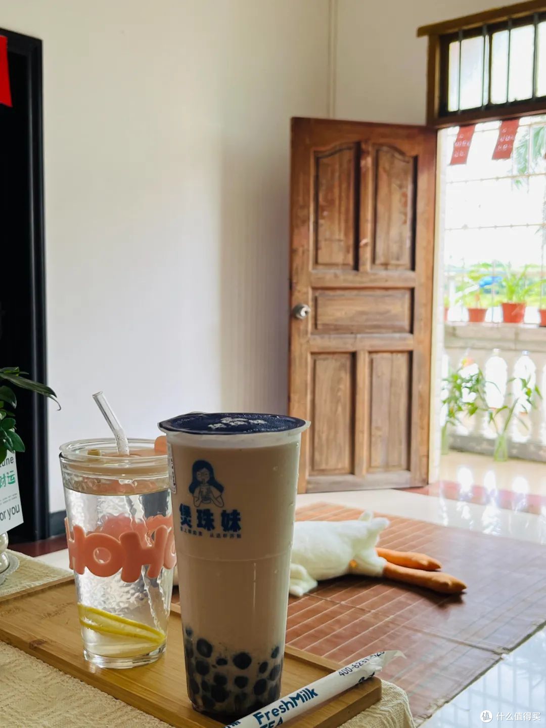 被年轻人的夏日“降温大法”惊到了！换个思路后，我一点都不热